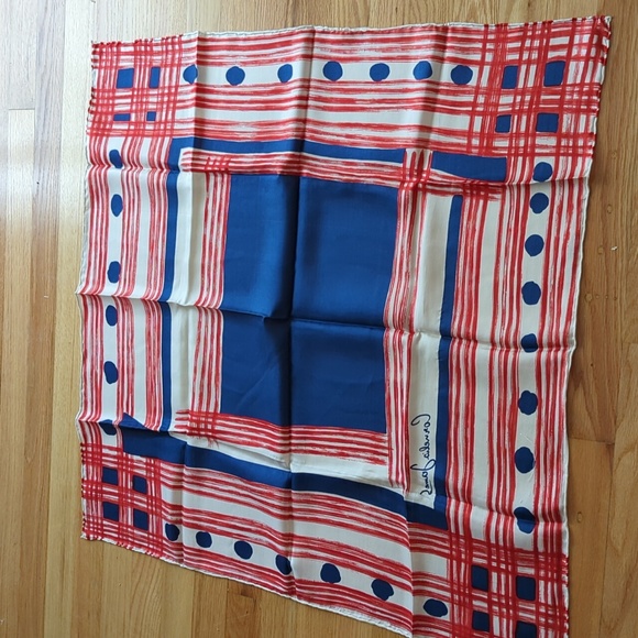 Large designer silk square scarf - Picture 5 of 5